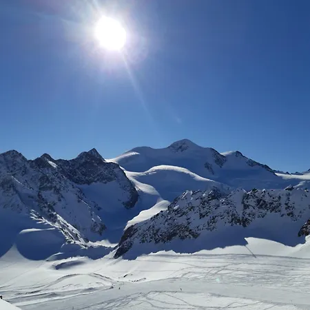 Haus Schranz 公寓 *